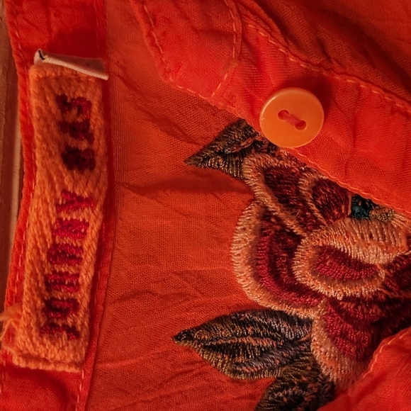 Johnny Was* Embroidered Boho Blouse* Floral* Coral* Sz XS - Picture 4 of 6